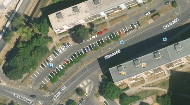 16. Čáry na parkoviště Březenecká