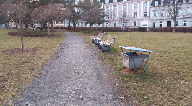 7. Oživit park nám. Dr. Beneše